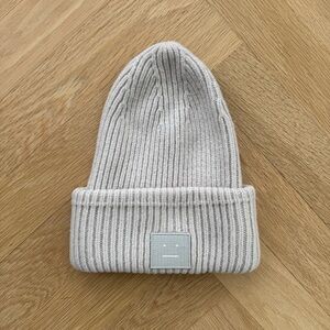 ACNE STUDIOS | Gray Ribbed Beanie